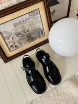 Black leather sandle with buckle