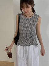Black checked vest w/ waist pleats details