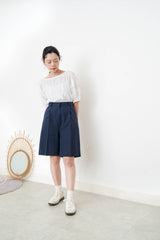 Navy linen shorts pants w/ split hem