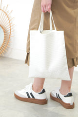 Floral texture tote bag