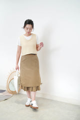 Beige skirt w/ pleats layering