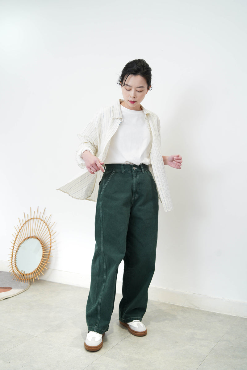 Green wide leg trousers w/ outline stitching