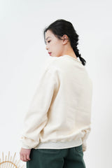 Ivory embroidery pullover w/ knit trimming