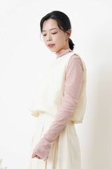 loose neck sheer inner blouse