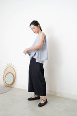 Pastel blue detail double layerings linen vest