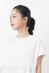 White shirt blouse w/ crochet embroidery