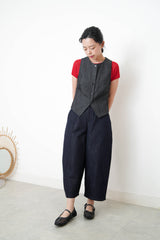 Red thin knit top w/ rolled collar