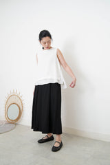 White detail double layerings linen vest