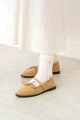 Ivory texture pattern socks w/ ribbon