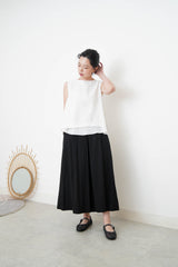 White detail double layerings linen vest