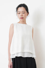 White detail double layerings linen vest