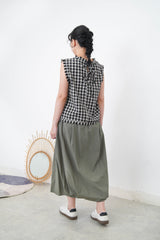 B/W checked vest in fringe trimmed
