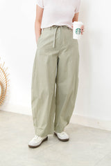 Light green summer curve trousers w/ strap