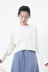 White detail minimal crop top