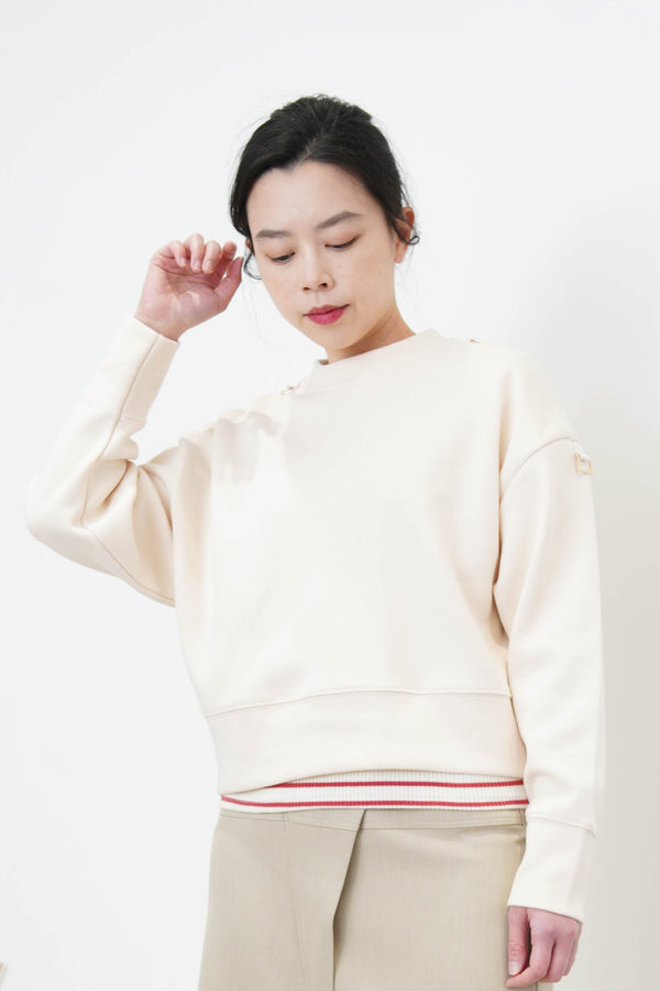 Ivory pullover in crop cut