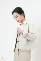Clean cut jacket with pockets
