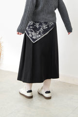 Floral pattern scarf in triangle shape