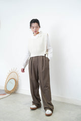 Ivory knit vest in side split ribbons