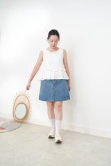 Denim skirt w/ elastic waistband