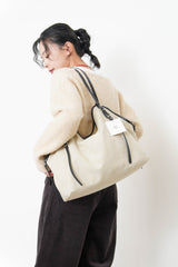 Canvas bag w/ bucket  details