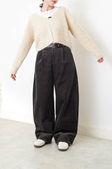 Soft knit cardigan w/ detail button