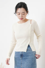 Ivory top in buttons split details