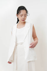 White sheer sleeveless premium blazer