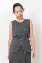Charcoal open hem linen vest w/ outline stitching