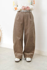 Camel brown corduroy pants with belt