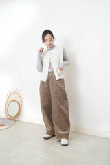 White brush wool vest w/ detail buttons