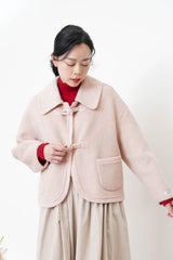 Red turtle neck inner w/ ruffle trimming