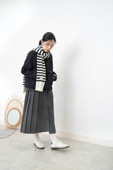 Soft knit sleeves scarf in stripes