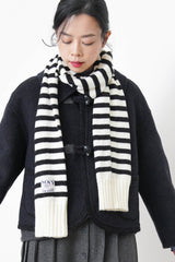 Soft knit sleeves scarf in stripes