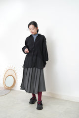 Grey 2 ways wool pleats skirt with buttons