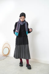 Soft knit sleeves scarf in stripes