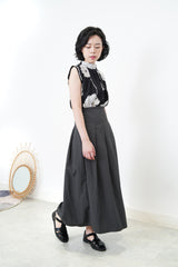 B&W floral pattern vest
