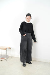 Black 3D cut jeans