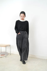Black sweater w/ silk soft collar