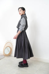 Charcoal detail pleats skirt in elastic waist