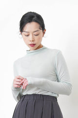 Pastel blue soft inner in loose collar