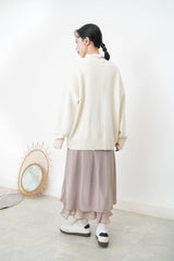 White embroidery sweater w/ ripped details