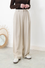 Brown turtle neck inner w/ contrast layering