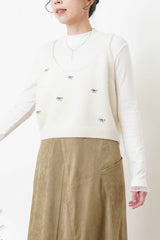 Ivory knit cami in ribbon embroidery