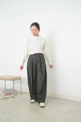 Ivory sweater w/ silk soft collar