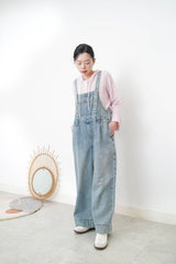 Denim dungaree in wide legs