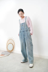Denim dungaree in wide legs