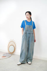 Denim dungaree in wide legs