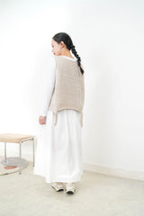 Oatmeal Beige knit vest w/ ripped hem