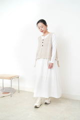 Oatmeal Beige knit vest w/ ripped hem