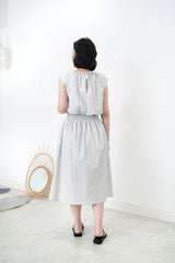 Pastel grey vest in elastic waist